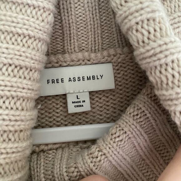 Chunky Knit Cable Sweater Turtleneck Light Tan Free Assembly Womens Size Large - Picture 5 of 7